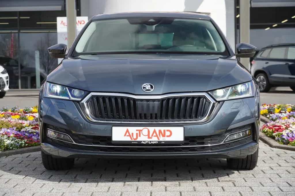 Skoda Octavia 1.5 TSI First Edition LED Navi ACC DAB 07/2020-photo-2