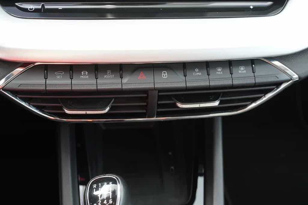 Skoda Octavia 1.5 TSI First Edition LED Navi ACC DAB 07/2020-photo-21