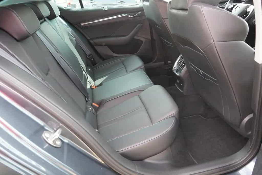 Skoda Octavia 1.5 TSI First Edition LED Navi ACC DAB 07/2020-photo-42
