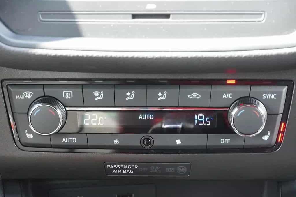 Seat Ibiza 1.0 TSI FR 09/2019-photo-18