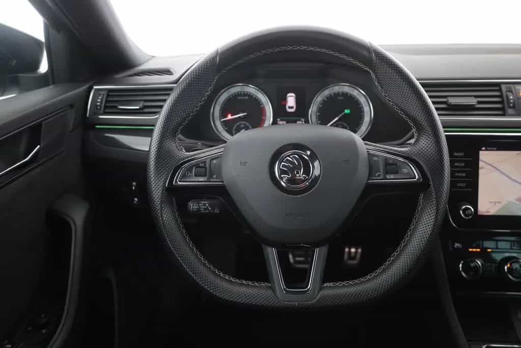 Skoda Superb Combi 1.4 TSI DSG Sportline Kamera ACC 11/2017-photo-14