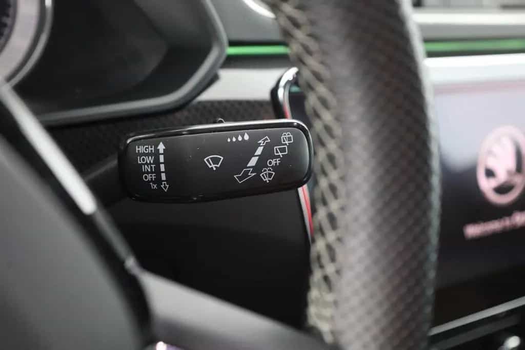 Skoda Superb Combi 1.4 TSI DSG Sportline Kamera ACC 11/2017-photo-19