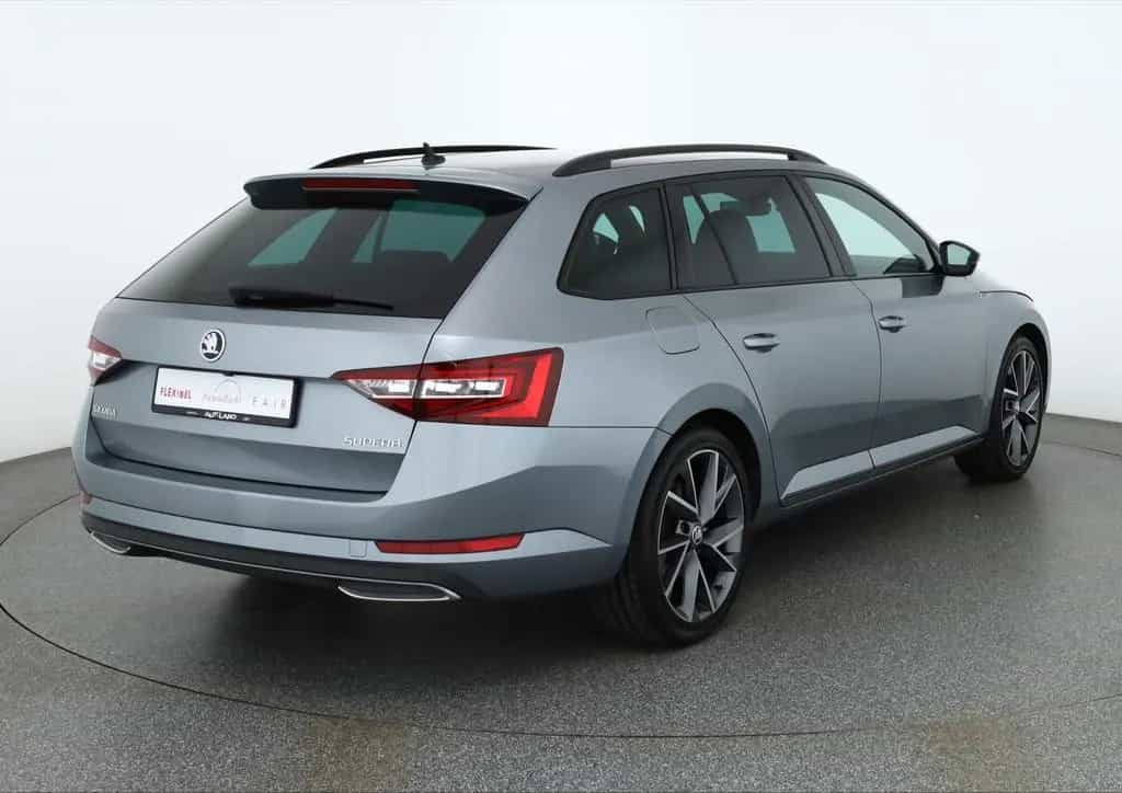 Skoda Superb Combi 1.4 TSI DSG Sportline Kamera ACC 11/2017-photo-4