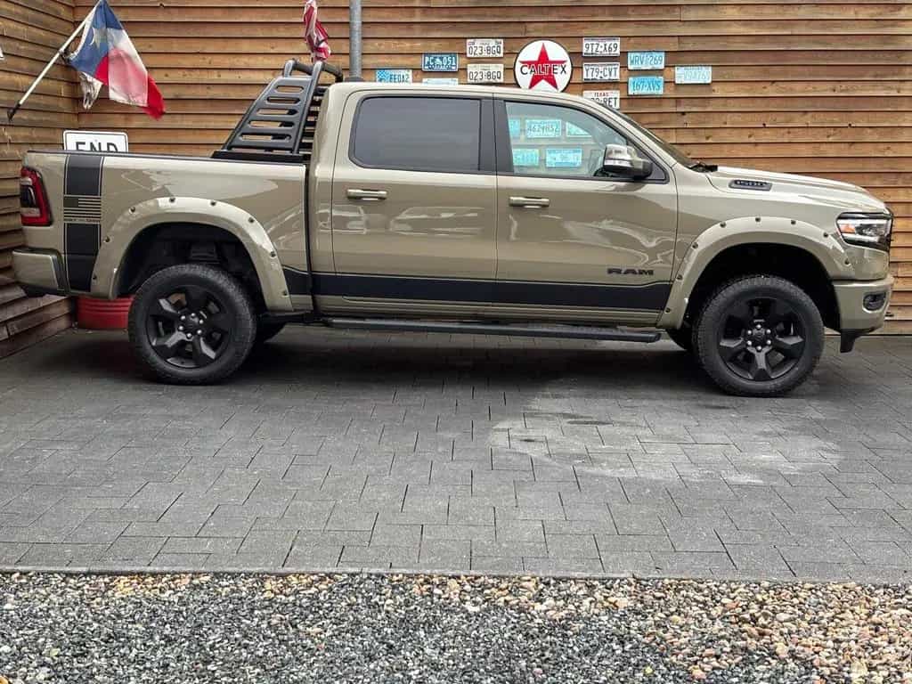 Dodge RAM 1500 5.7 Built to Serve LED 4x4 AHK Alpnie 04/2020-photo-18