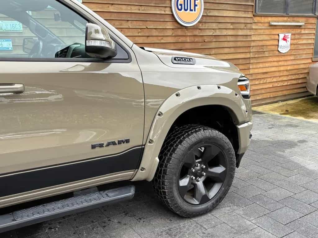 Dodge RAM 1500 5.7 Built to Serve LED 4x4 AHK Alpnie 04/2020-photo-19