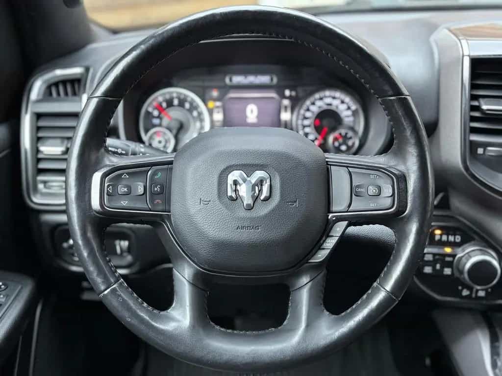Dodge RAM 1500 5.7 Built to Serve LED 4x4 AHK Alpnie 04/2020-photo-23