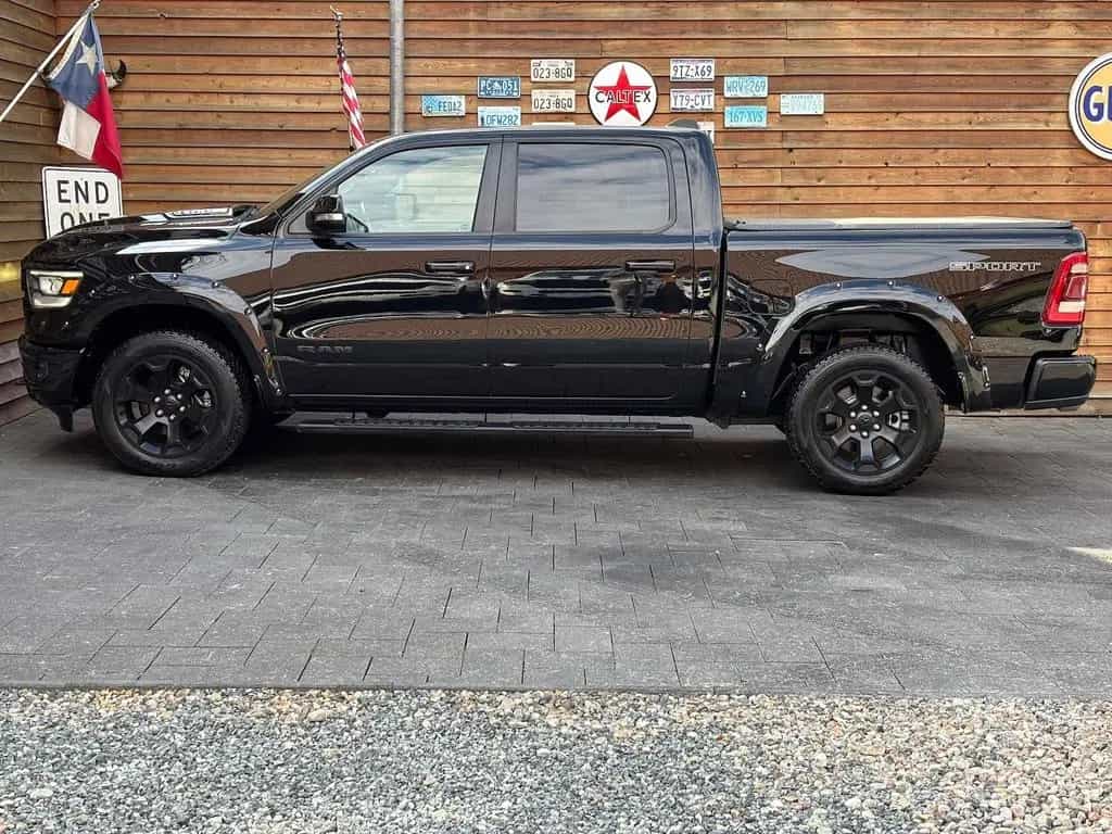 Dodge RAM 1500 Laramie Sport LED AHK Memory 4x4 12/2019-photo-8