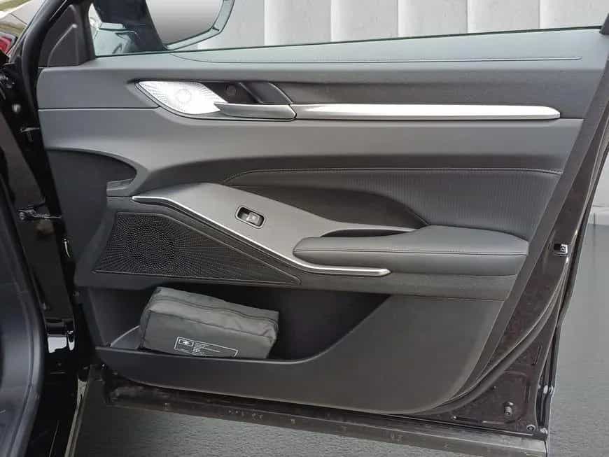 GWM Haval H6 Premium 110 kW, 5-türig null-photo-18