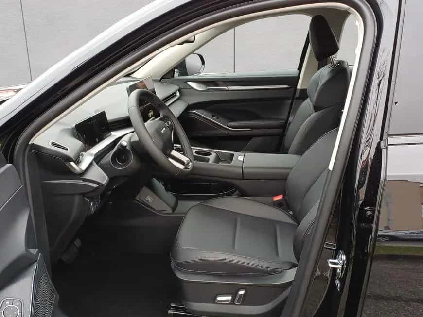 GWM Haval H6 Premium 110 kW, 5-türig null-photo-9