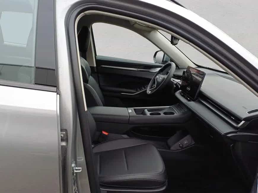 GWM Haval H6 Premium 110 kW, 5-türig null-photo-13