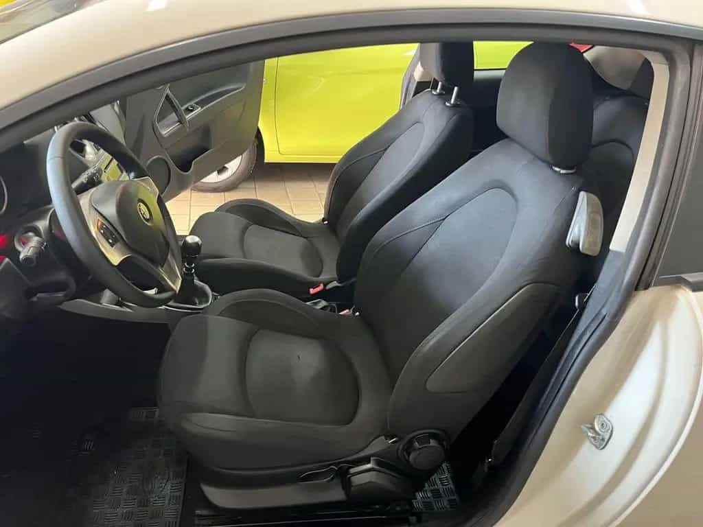 Alfa Romeo MiTo 1.4 105 CV M.air S&S Distinctive 04/2012-photo-11