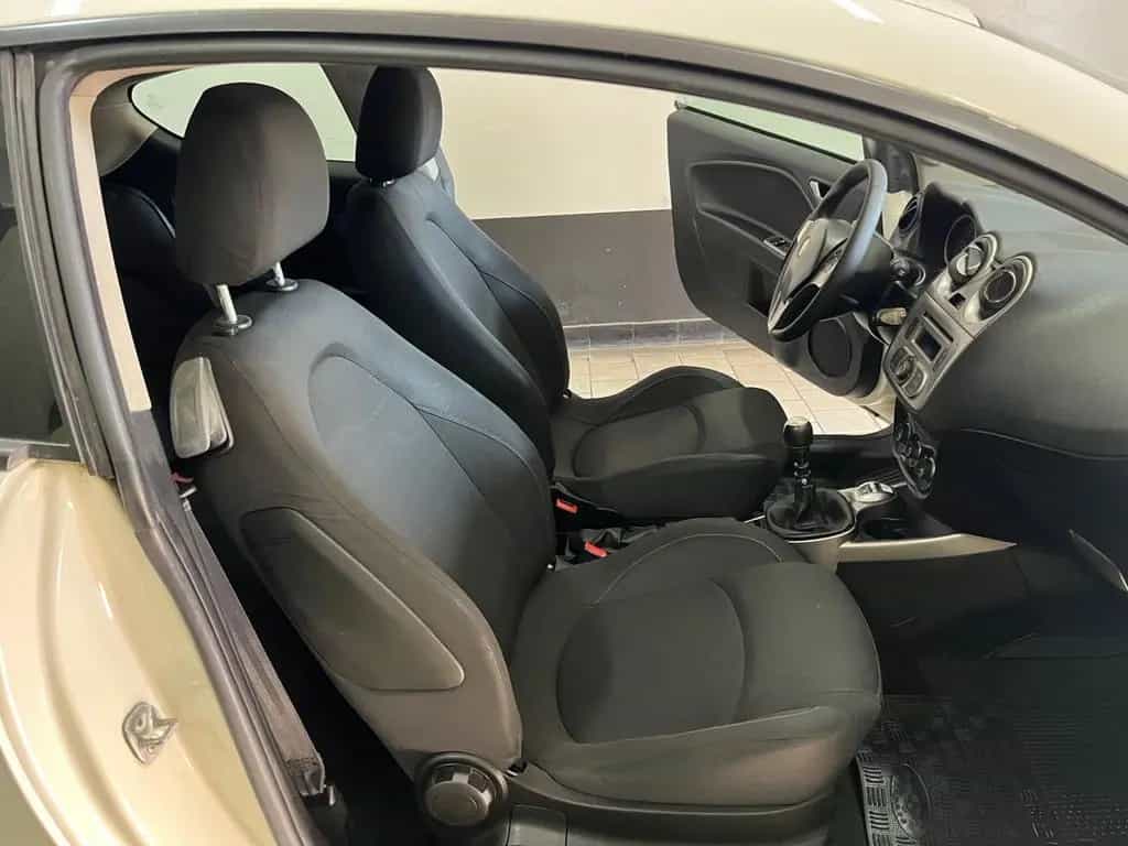 Alfa Romeo MiTo 1.4 105 CV M.air S&S Distinctive 04/2012-photo-12
