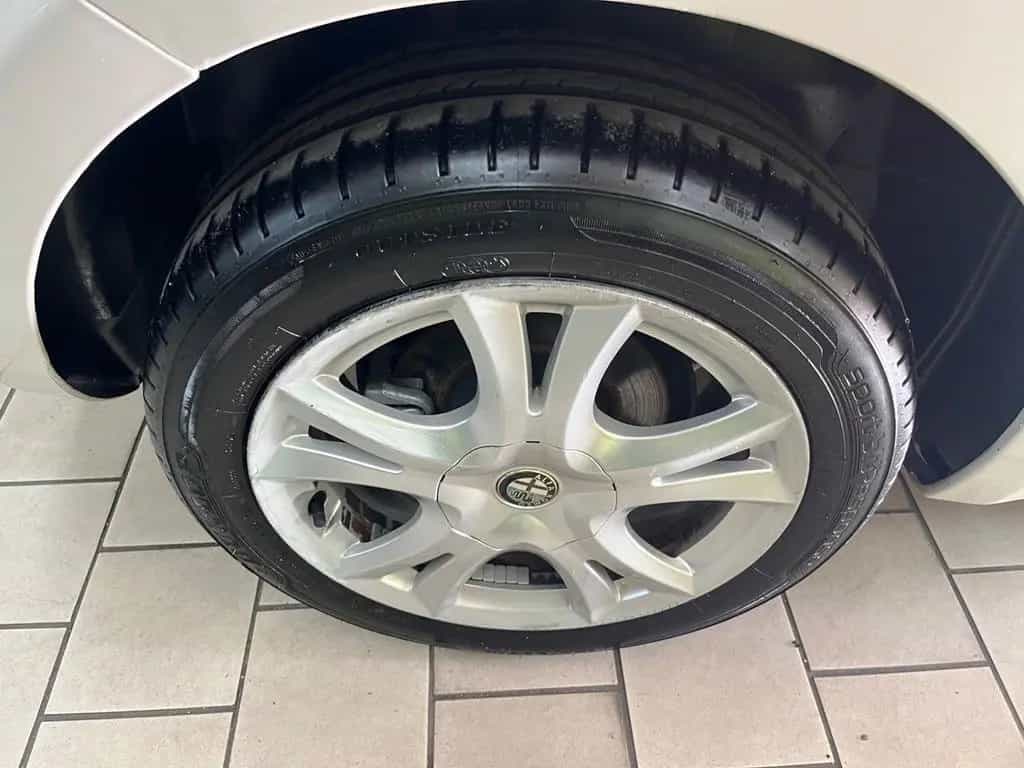 Alfa Romeo MiTo 1.4 105 CV M.air S&S Distinctive 04/2012-photo-14