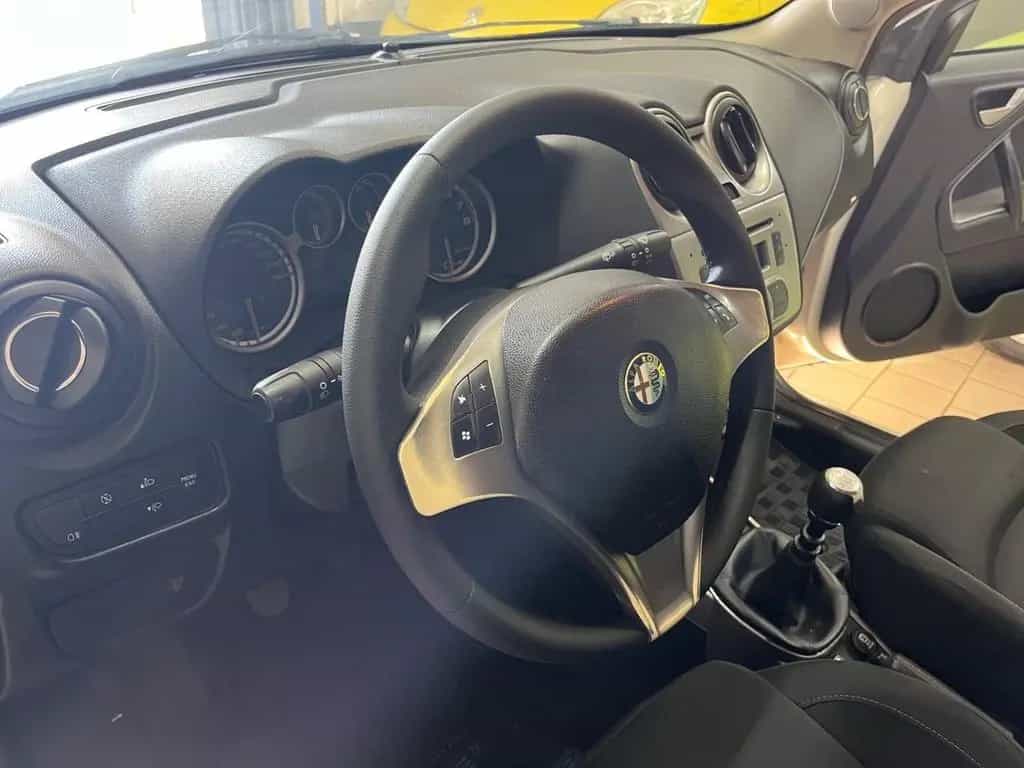 Alfa Romeo MiTo 1.4 105 CV M.air S&S Distinctive 04/2012-photo-9