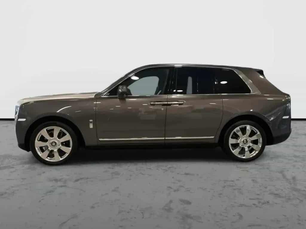 Rolls-Royce Cullinan *PROVENANCE* 11/2019-photo-2