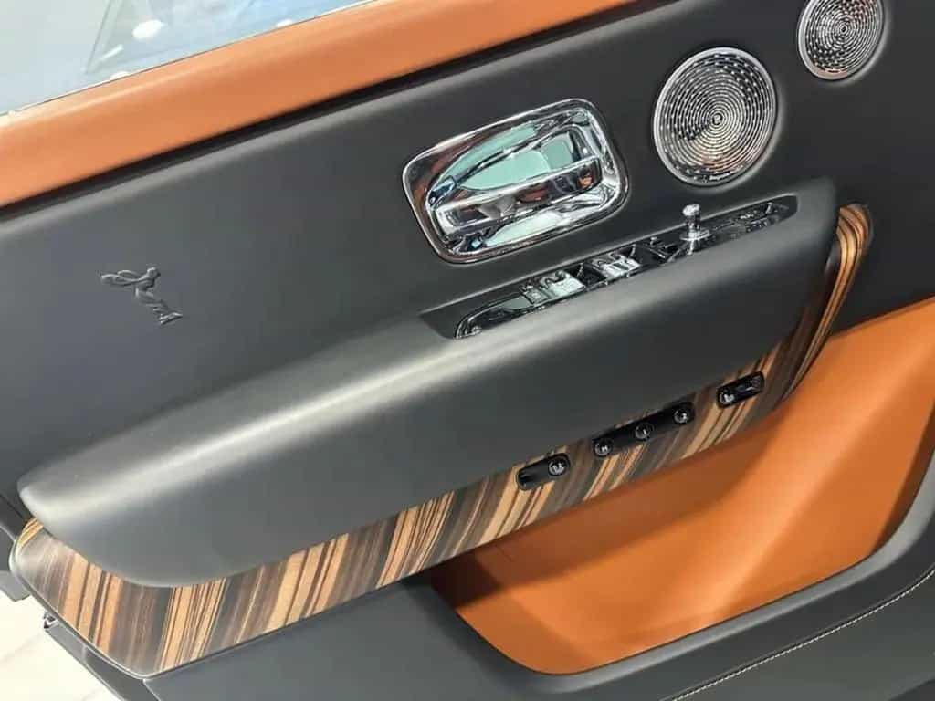 Rolls-Royce Cullinan *PROVENANCE* 11/2019-photo-4