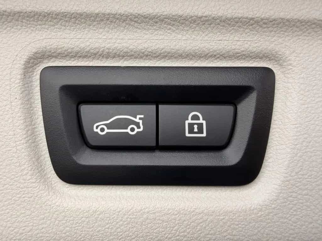 BMW 320 d xDrive xDrive Touring HeadUp Innovation Ada 03/2023-photo-19