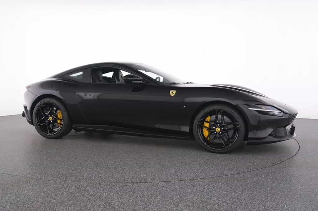 Ferrari Roma MagneRide - Scuderia Ferrari Shields 08/2024-photo-13