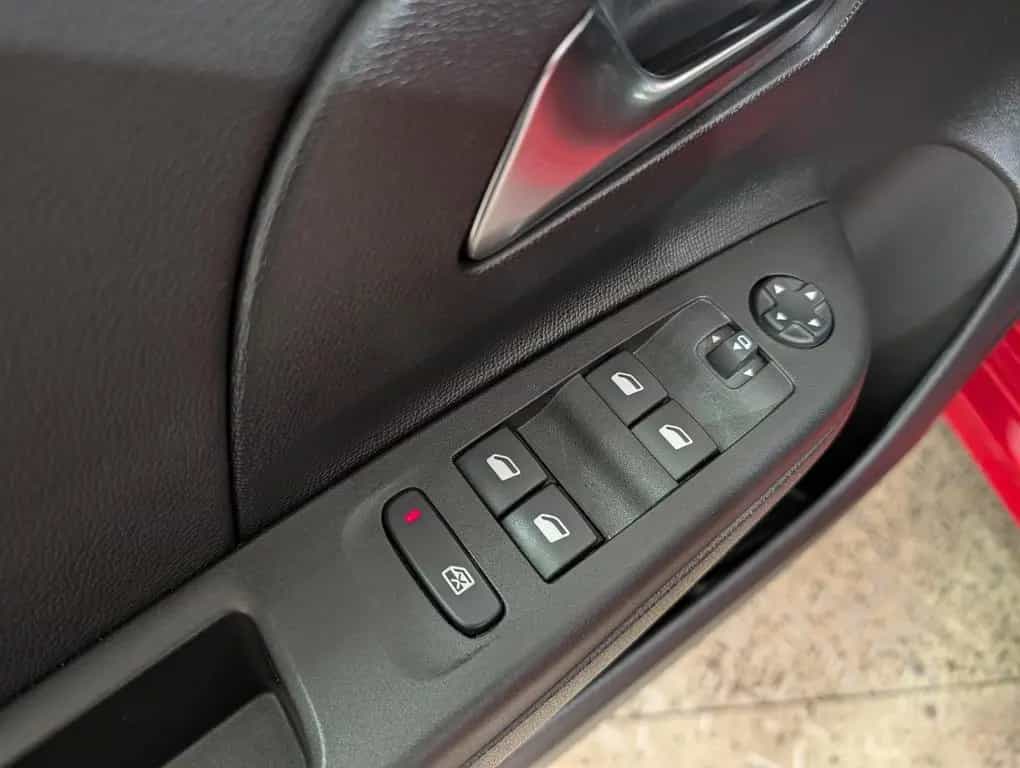 Opel Corsa 1.2 40 Jahre LED|SHZ|Lenkradhzg.|Klimaaut. 09/2022-photo-13