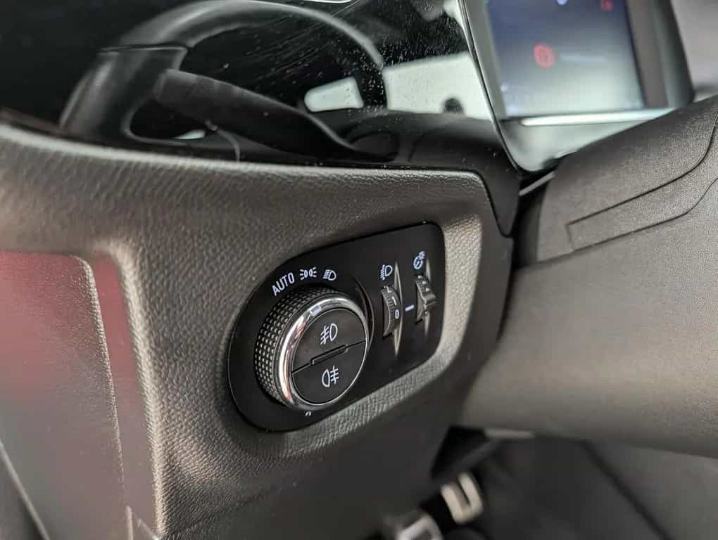 Opel Corsa 1.2 40 Jahre LED|SHZ|Lenkradhzg.|Klimaaut. 09/2022-photo-14