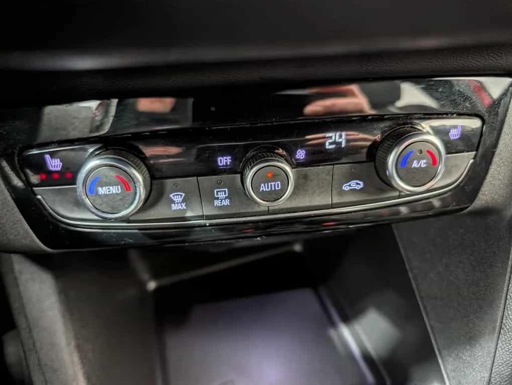 Opel Corsa 1.2 40 Jahre LED|SHZ|Lenkradhzg.|Klimaaut. 09/2022-photo-15
