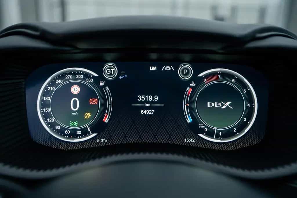 Aston Martin DBX | Q by Aston | Satin Xenon Grey 01/2022-photo-14