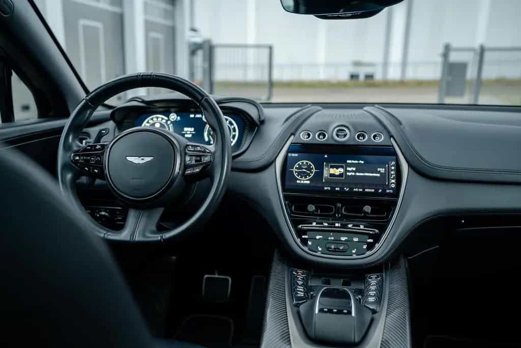 Aston Martin DBX | Q by Aston | Satin Xenon Grey 01/2022-photo-22