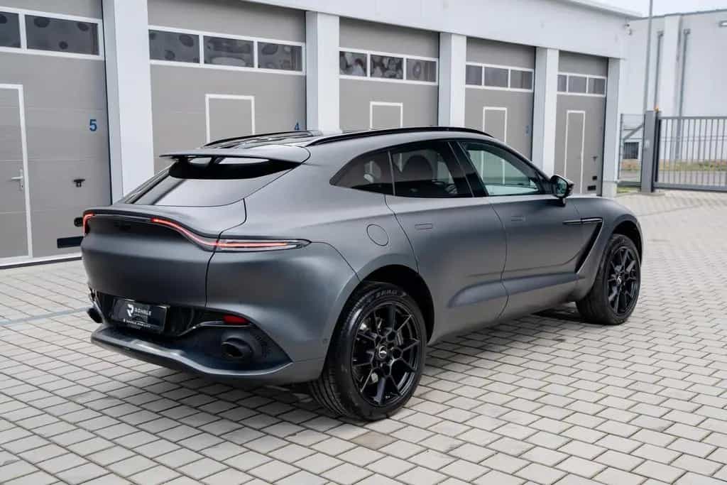 Aston Martin DBX | Q by Aston | Satin Xenon Grey 01/2022-photo-9