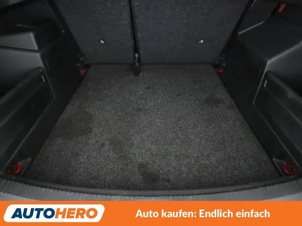 Skoda Fabia 1.2 TSI Style*TEMPO*PDC*SHZ*ALU*KLIMA* 03/2016-photo-17