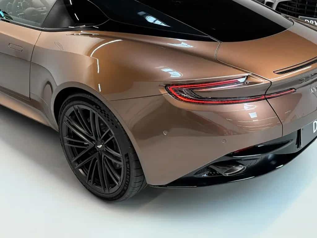 Aston Martin DB12 Coupe | Aston Martin Brussels null-photo-10