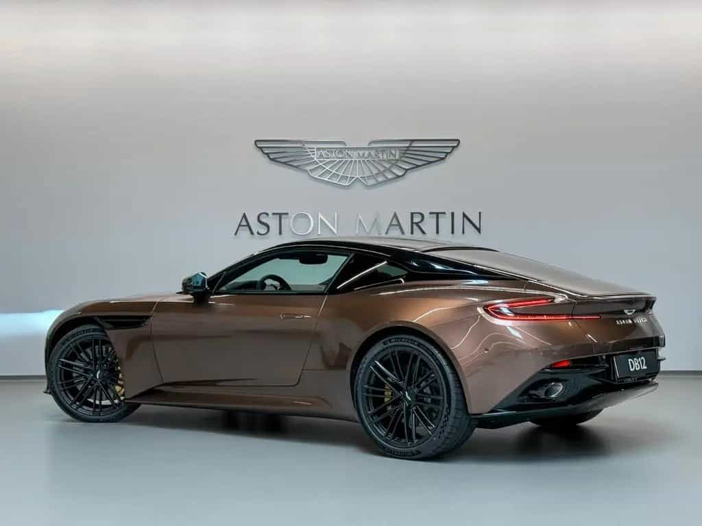 Aston Martin DB12 Coupe | Aston Martin Brussels null-photo-3
