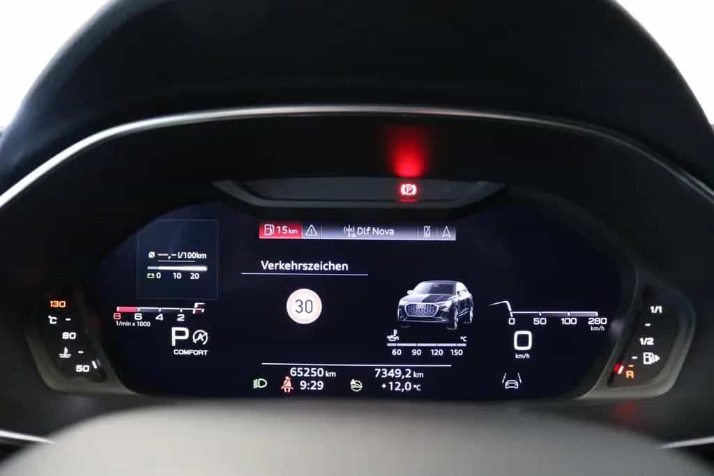 Audi Q3 Sportback 40 TFSI quattro S line STHZ LED 07/2021-photo-17