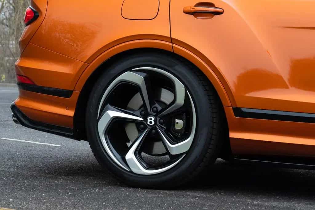 Bentley Bentayga S 4WD MASSAGE.MATRIX.ACC.AHK NEUZUSTAND 12/2024-photo-10