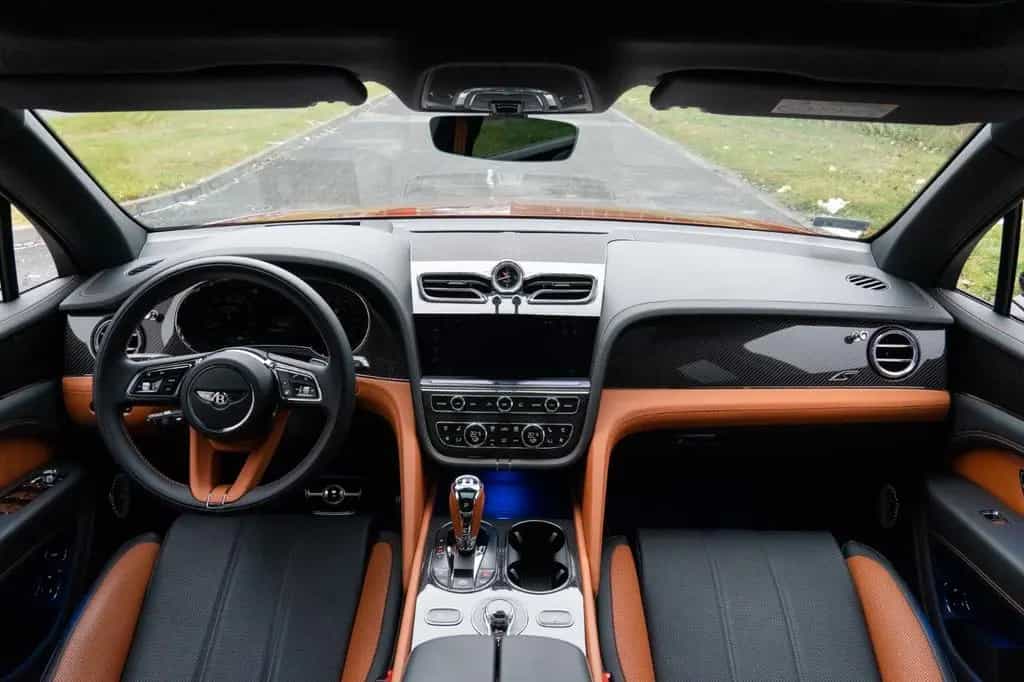 Bentley Bentayga S 4WD MASSAGE.MATRIX.ACC.AHK NEUZUSTAND 12/2024-photo-15