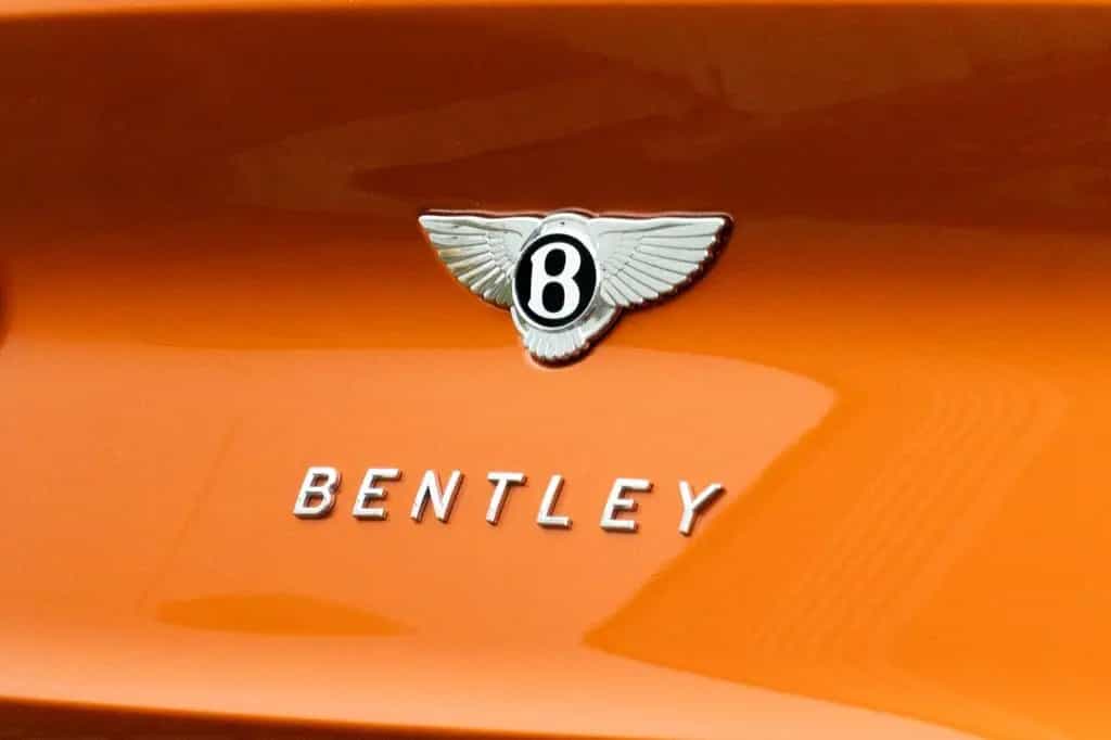 Bentley Bentayga S 4WD MASSAGE.MATRIX.ACC.AHK NEUZUSTAND 12/2024-photo-6