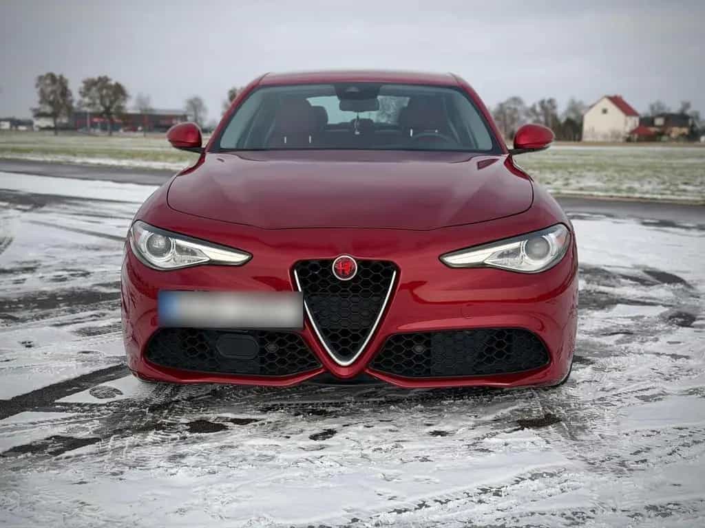 Alfa Romeo Giulia Sportivo q4 04/2018-photo-1