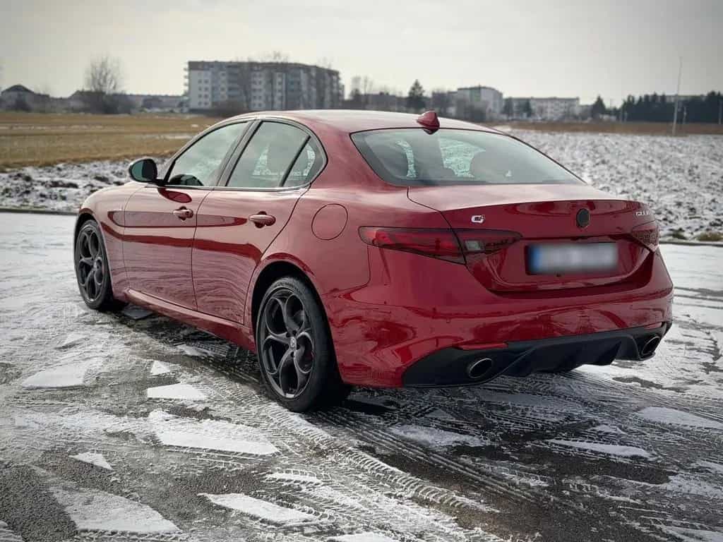 Alfa Romeo Giulia Sportivo q4 04/2018-photo-5