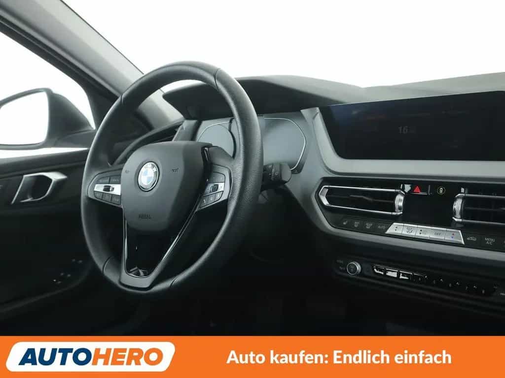BMW 1 Series 118i Advantage Aut.*NAVI*LED*TEMPO*PDC*SHZ* 04/2020-photo-12