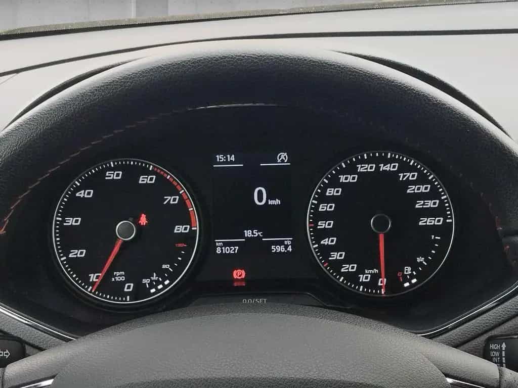 Seat Arona 1.5 TSI ACC*AHK*Kam.*KeyLess*Klima*LED 05/2019-photo-10