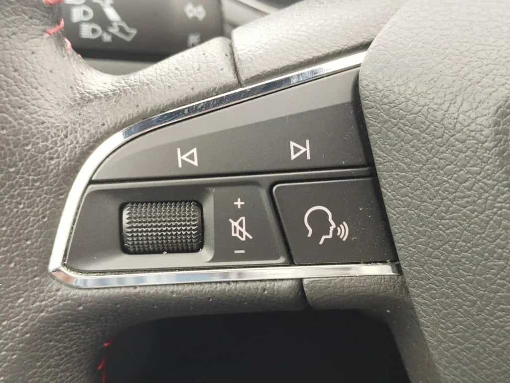 Seat Arona 1.5 TSI ACC*AHK*Kam.*KeyLess*Klima*LED 05/2019-photo-21