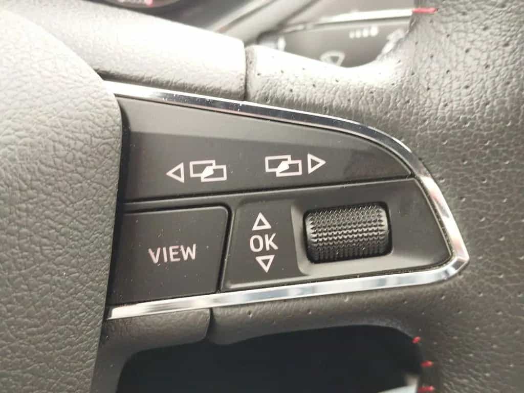 Seat Arona 1.5 TSI ACC*AHK*Kam.*KeyLess*Klima*LED 05/2019-photo-22