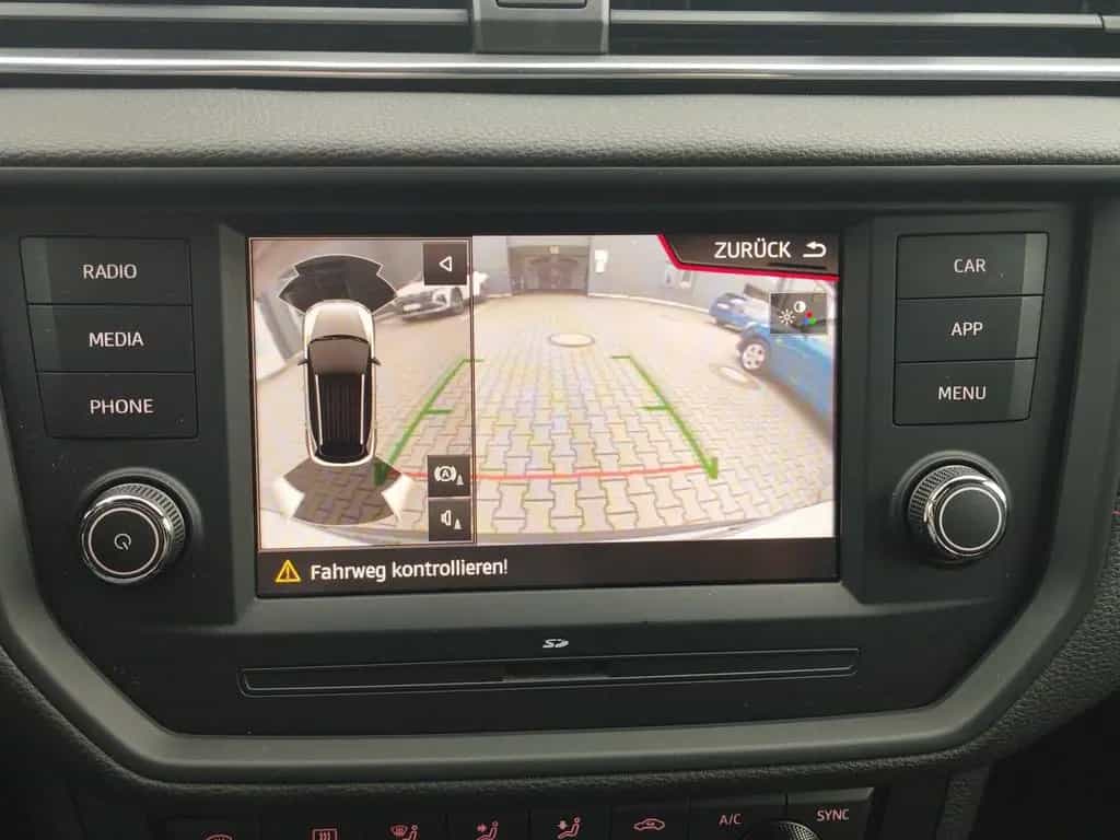 Seat Arona 1.5 TSI ACC*AHK*Kam.*KeyLess*Klima*LED 05/2019-photo-24