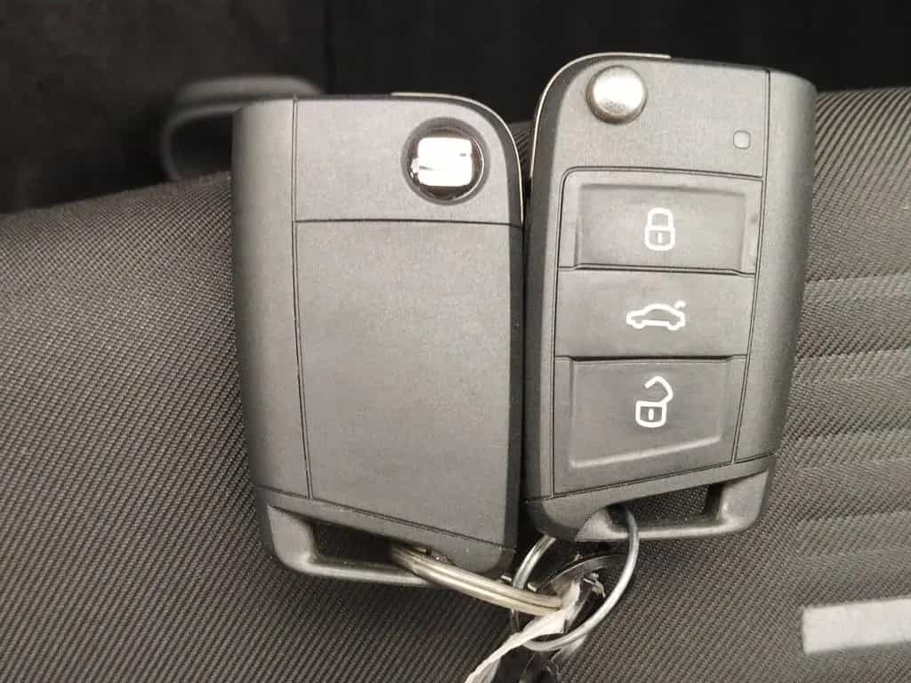 Seat Arona 1.5 TSI ACC*AHK*Kam.*KeyLess*Klima*LED 05/2019-photo-28