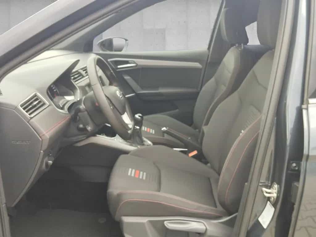 Seat Arona 1.5 TSI ACC*AHK*Kam.*KeyLess*Klima*LED 05/2019-photo-6