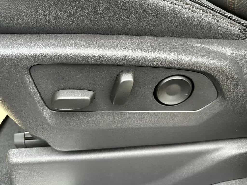 Chevrolet Silverado High Country 3.0 Duramax 22" LED 04/2025-photo-22