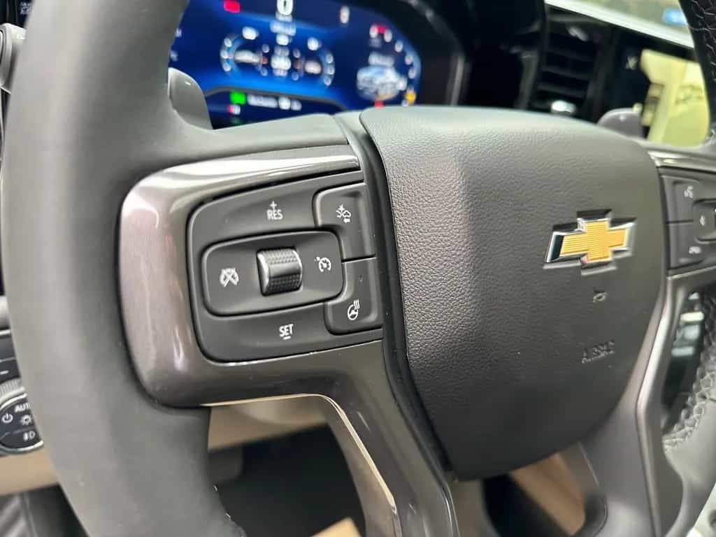Chevrolet Silverado High Country 3.0 Duramax 22" LED 04/2025-photo-31