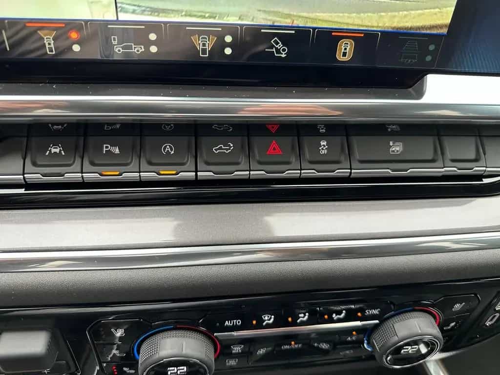 Chevrolet Silverado High Country 3.0 Duramax 22" LED 04/2025-photo-33