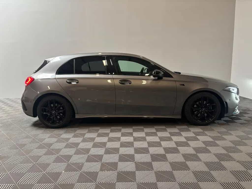 Mercedes-Benz A 200 A200 *AMG-Night-Alcantara* 04/2019-photo-5