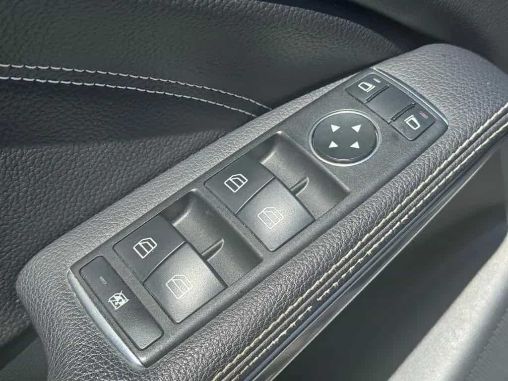 Mercedes-Benz GLA 200 AMG/Style Edition/CAM/AHK/LEDER/1.HD/LED 12/2018-photo-26