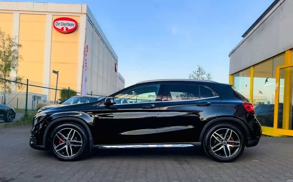 Mercedes-Benz GLA 200 AMG/Style Edition/CAM/AHK/LEDER/1.HD/LED 12/2018-photo-6